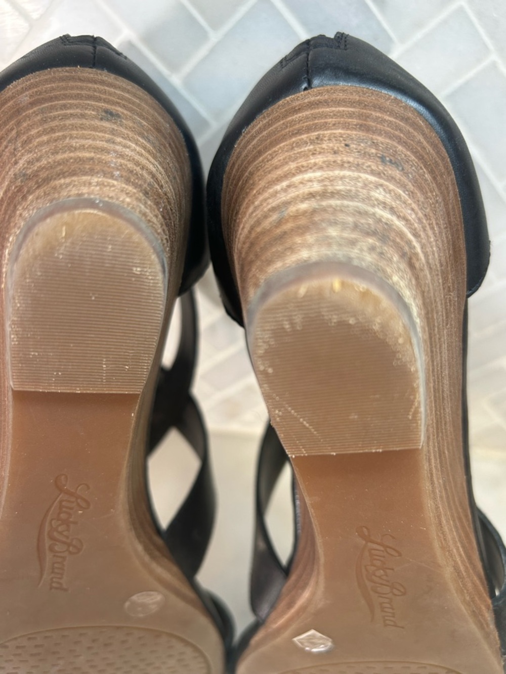 Lucky Brand Black Leather Crisscross Strap Sandals - Picture 6 of 7